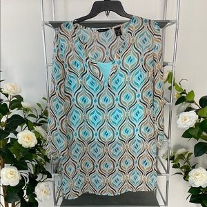 Blue and Brown Patterned